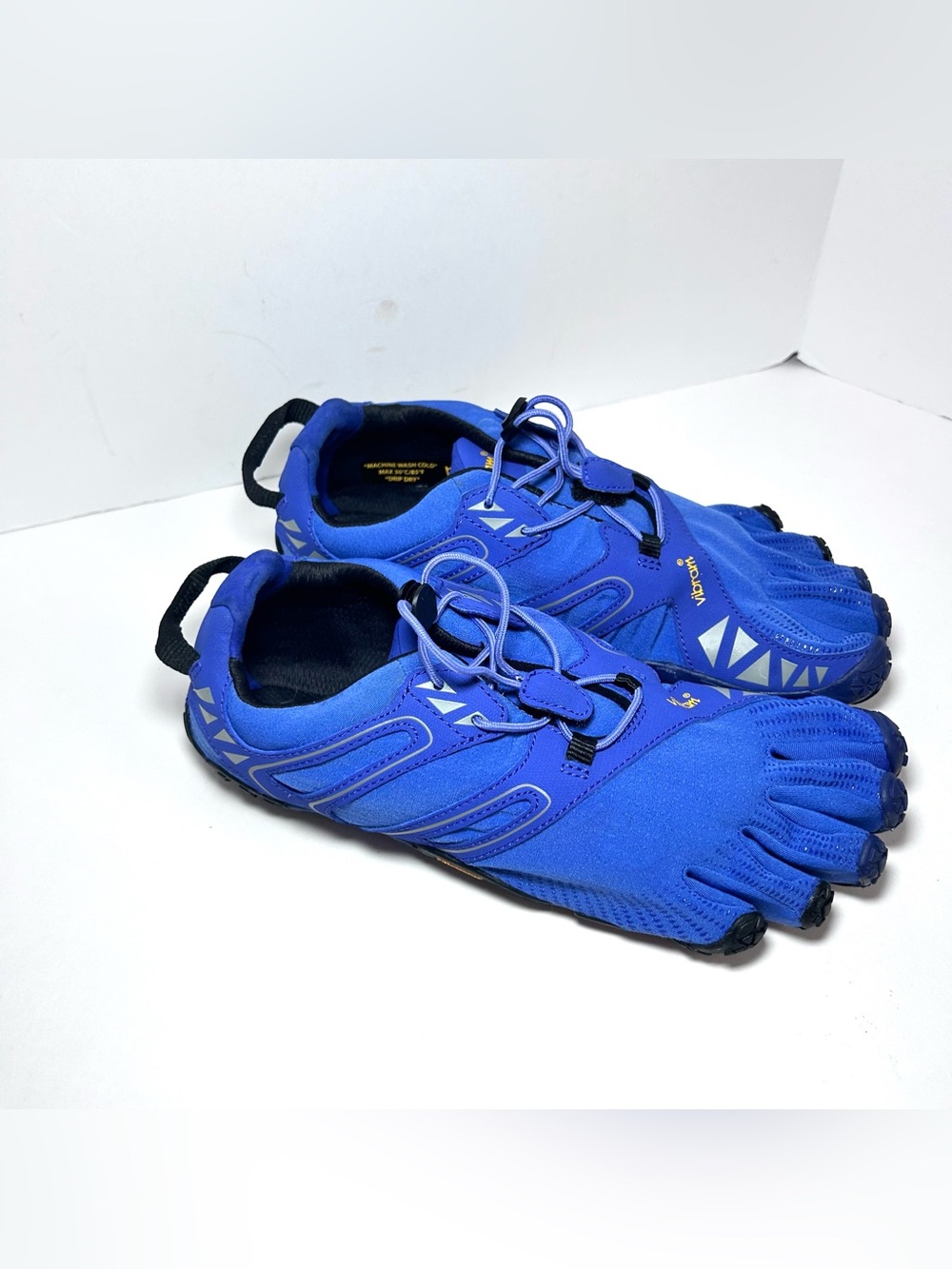 Vibram Fivefingers V-Trail Women’s 10.5 Minimalist Running Shoe